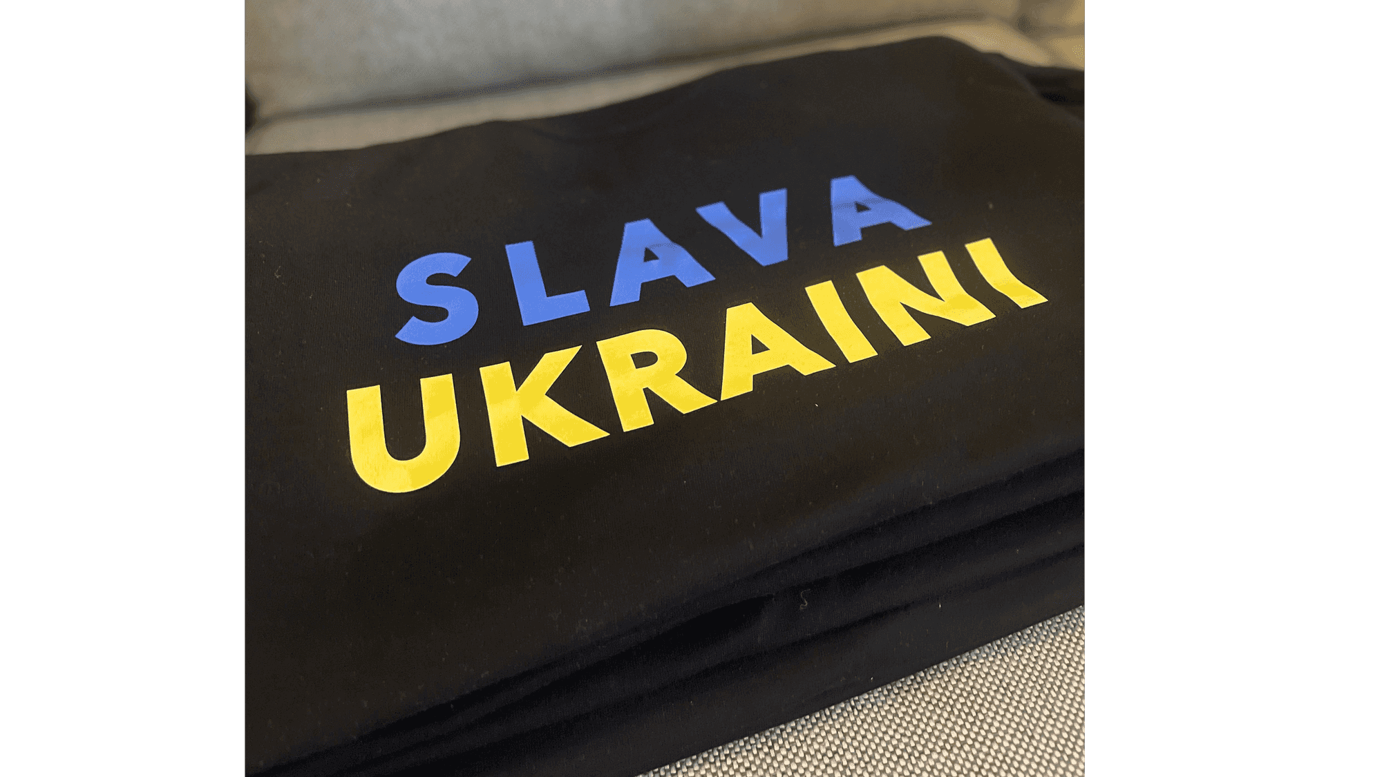 T-Shirts - Glory to Ukraine (Black)